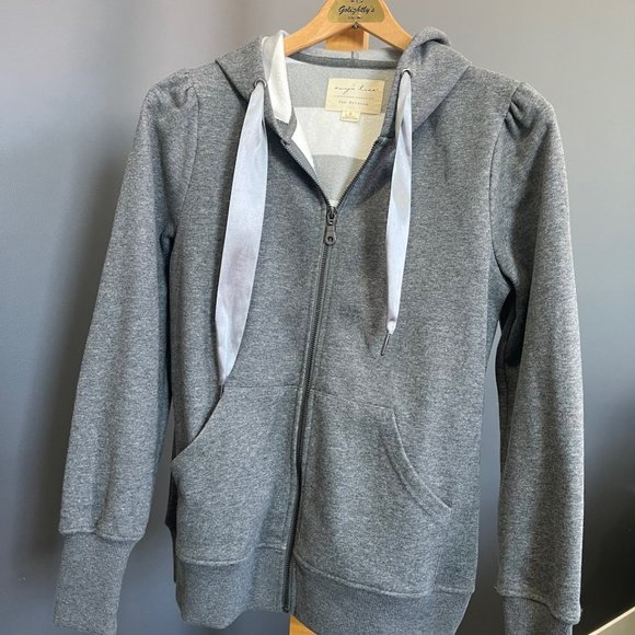 Evy's Tree Brianna Hoodie in Gray - Picture 1 of 3